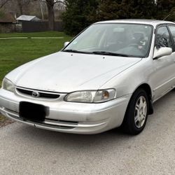 2000 Toyota Corolla