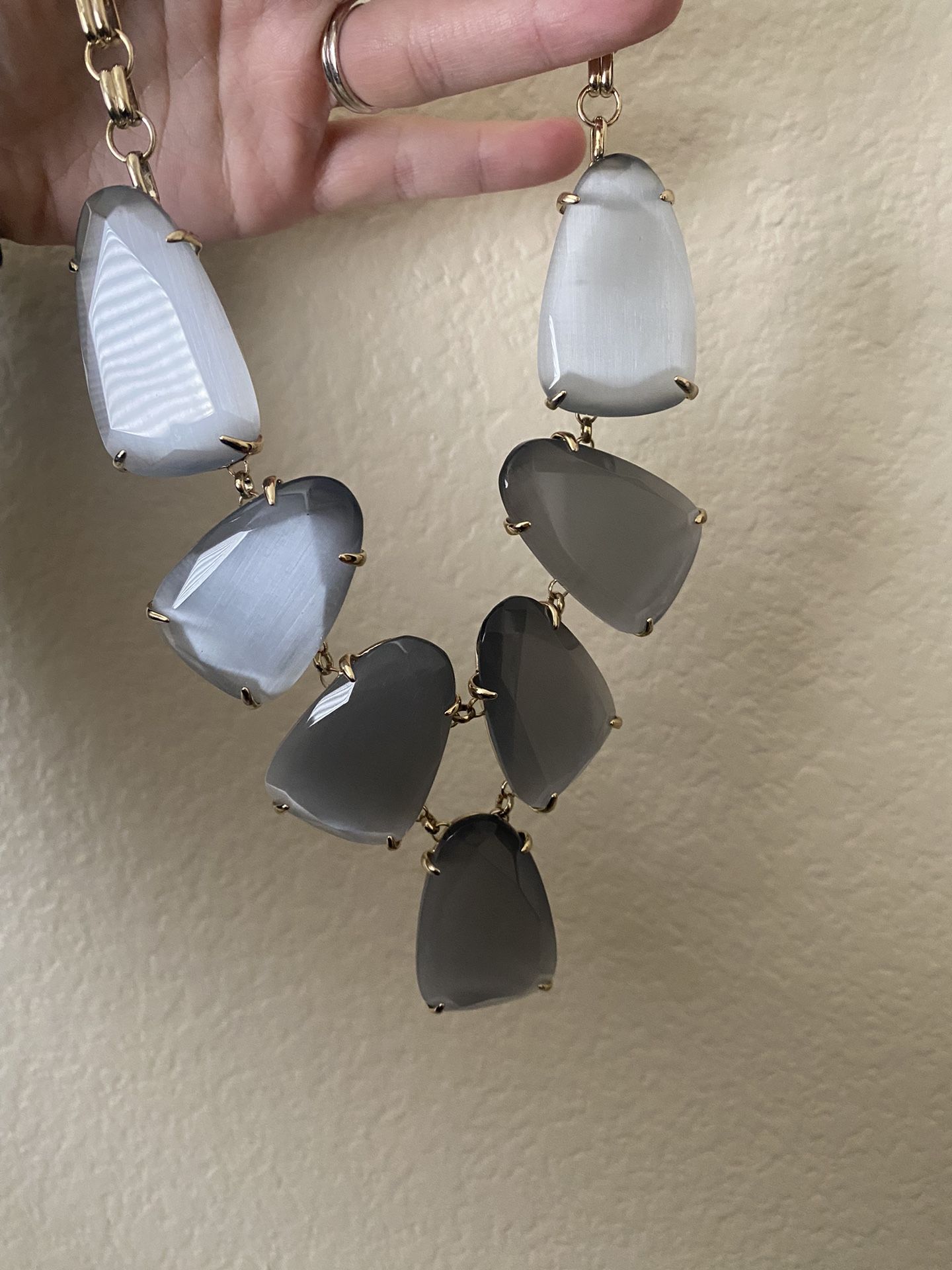 Kendra Scott Harlow Necklace sold