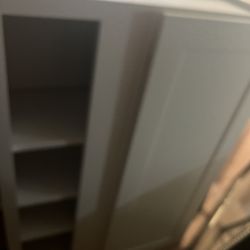 42 x 29.5 shaker cabinet with half door style