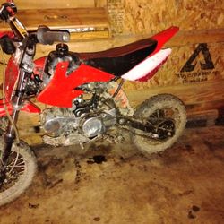 Pit bike 