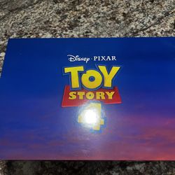 Disney Toy Story 4 Collectible Bundle 