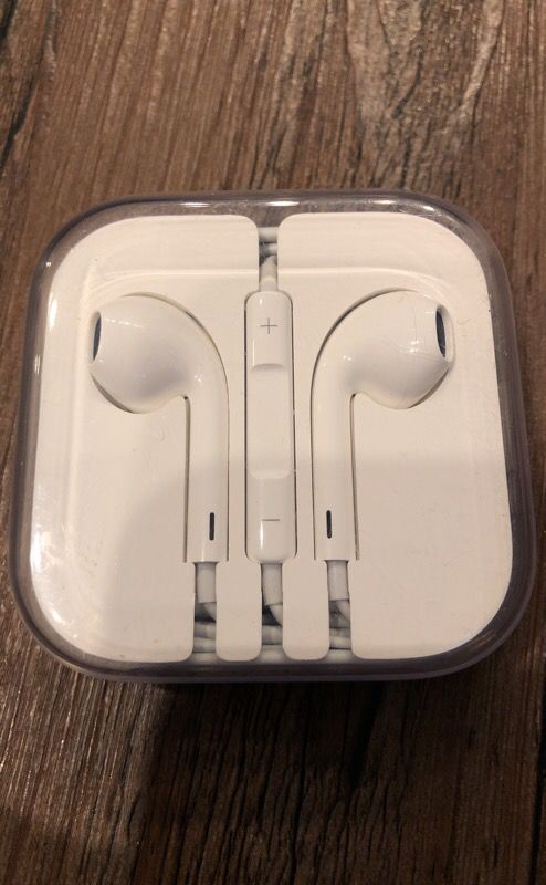 Apple Headphones, came with iPhone 6/6s