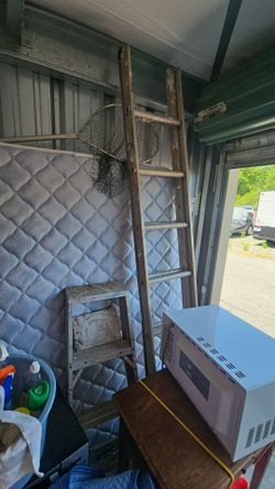 2 ladders