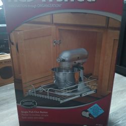 🧺 Rev-A-Shelf Single Pull-Out Basket Organizer – Brand New
