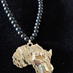 Africa Beaded Necklace 