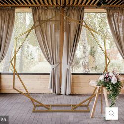 8Ft. Geometric Gold Metal Stand