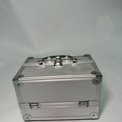 Silver Makeup Case 