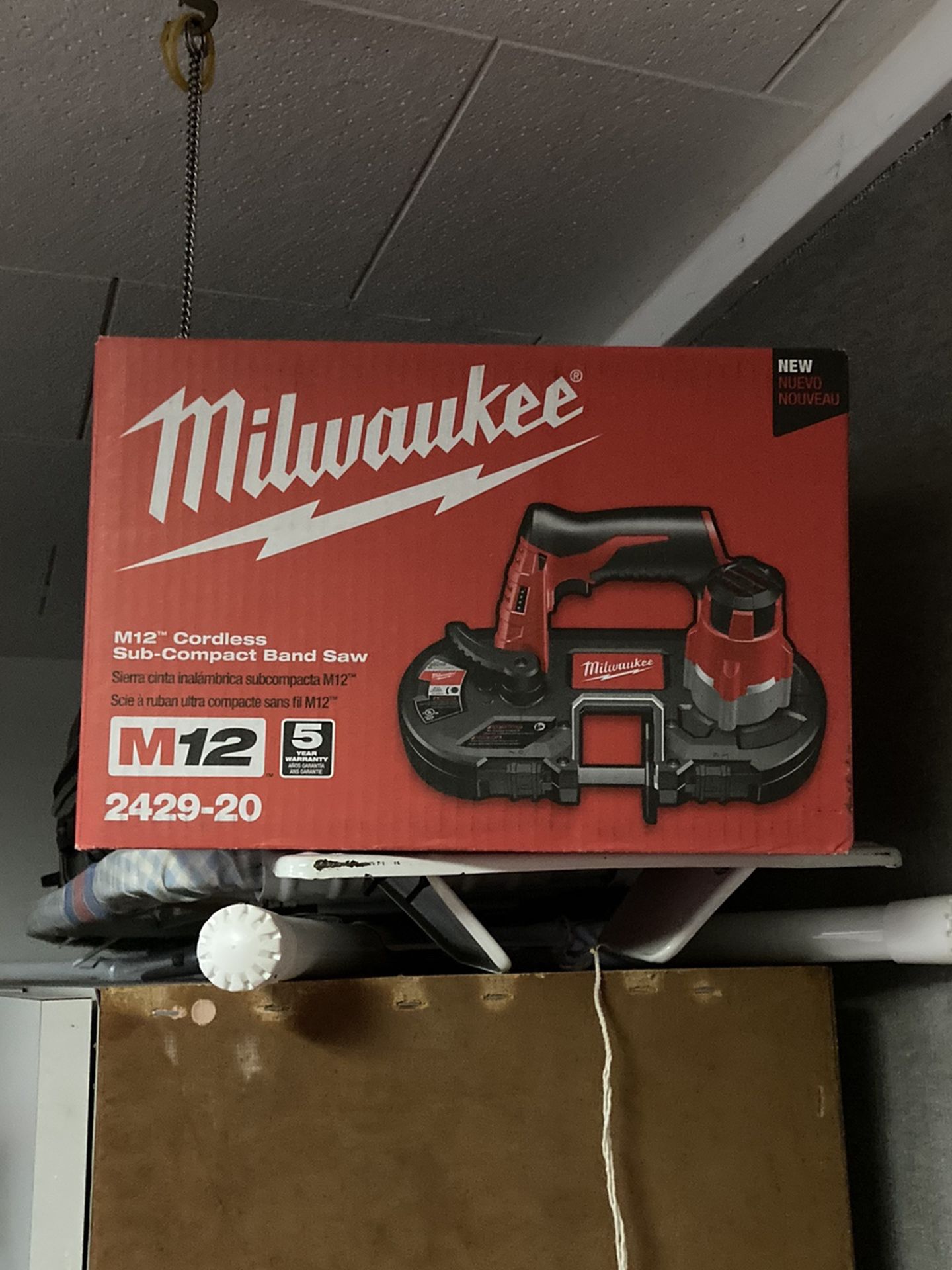 M12 Milwaukee Band Saw