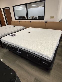 Silver Ice 14” Gel Memory foam mattress need gone
