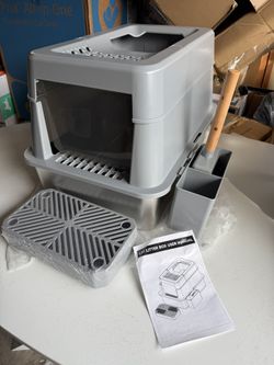 Brand New Mutrelenx Stainless steel sandbox with lid XL