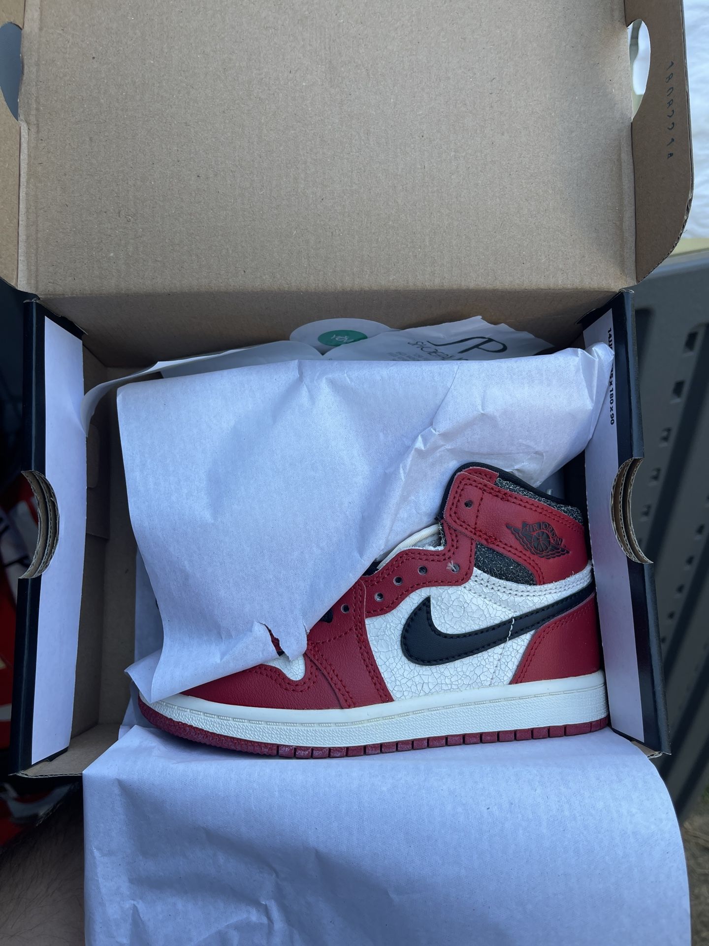 AIR JORDAN 1 LOST AND FOUND 9C