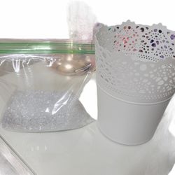 Makeup Brush Holder With Clear Beads