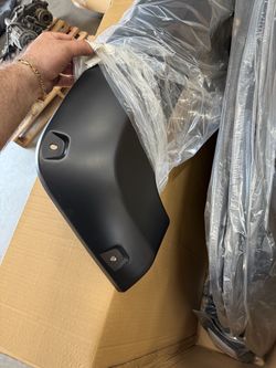 14-18 Chevy Silverado 2500/3500 pocket style fender flares (brand new)