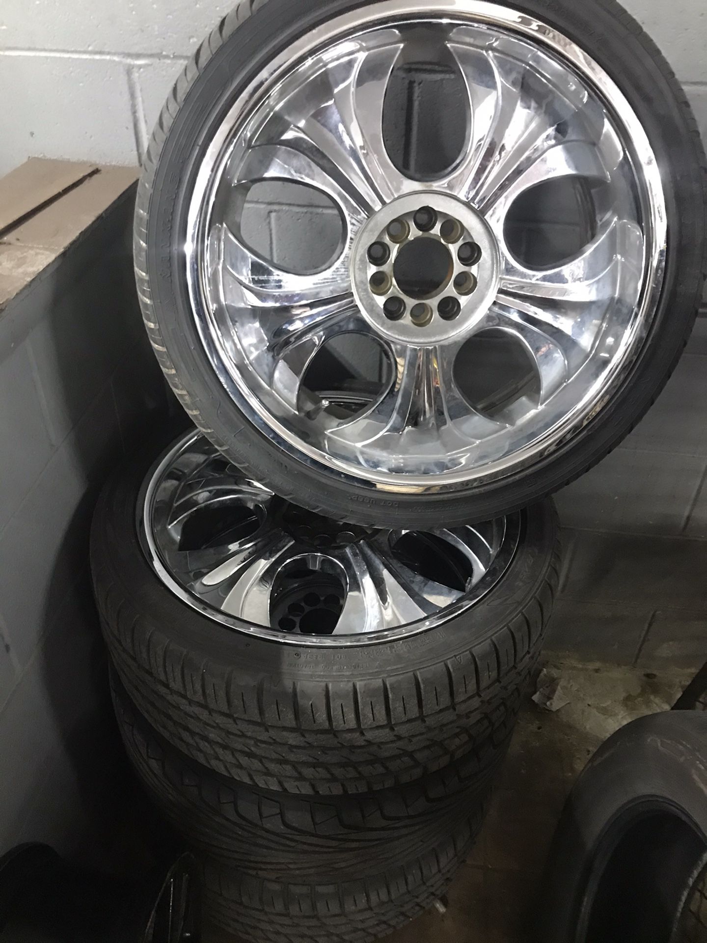 20” chrome wheels 255/35/20