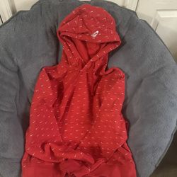 red nike hoodie 
