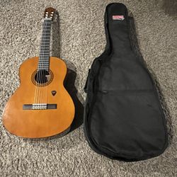 Yamaha Acoustic Guitar 