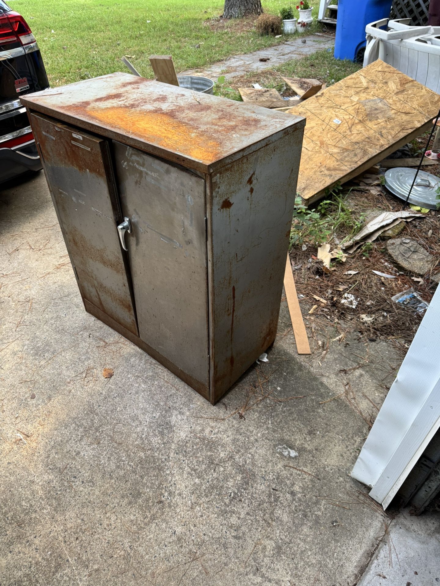 Garage Storage Containers 