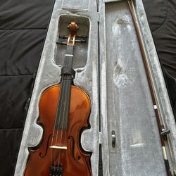 Violin With Bow And Case