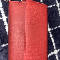 Red Wallet 