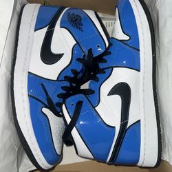 Jordan Mids Sz 7.5 & 8 