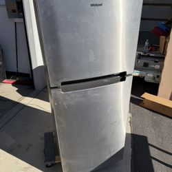 Refrigerator whirlpool 