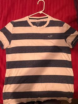 Size S Hollister shirt