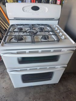 Double oven gas range