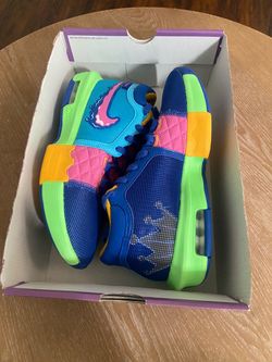 LeBron Witness 8s size 8