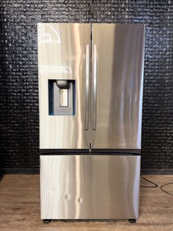 SAMSUNG REFRIGERATOR w/WARRANTY! R2938A