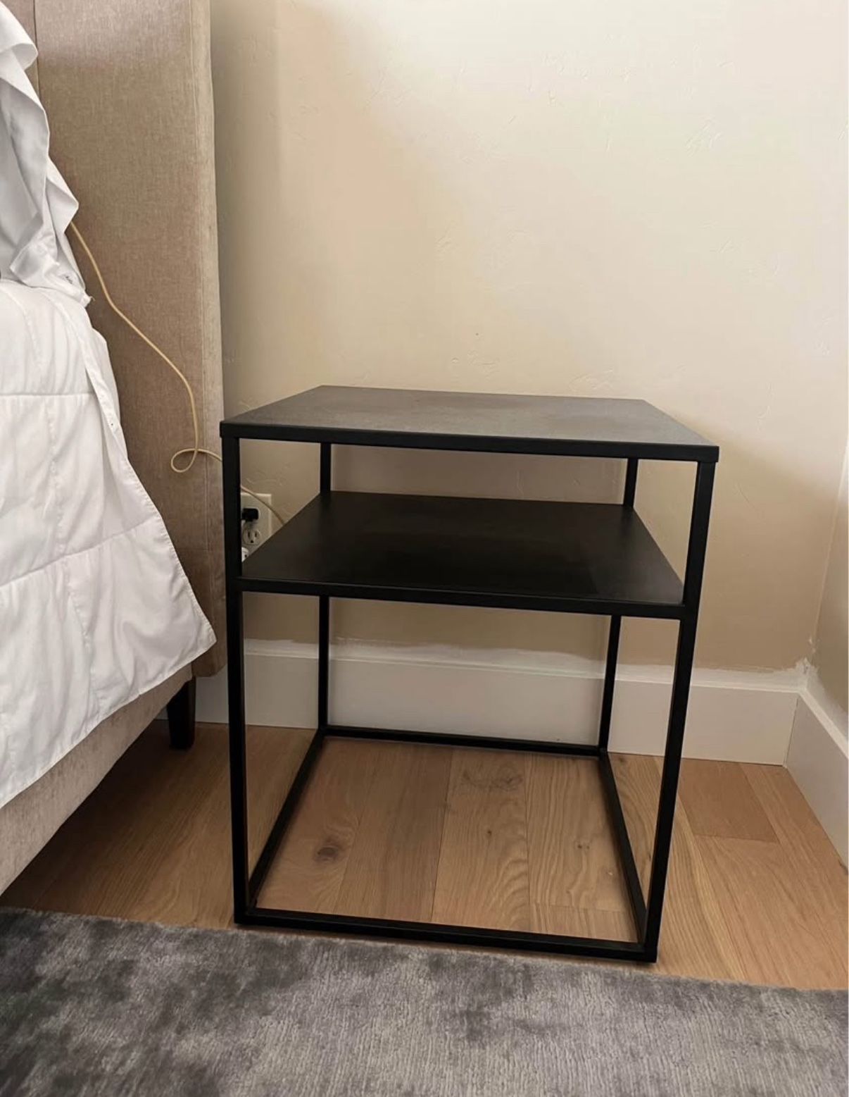 Set Of 2 End Tables