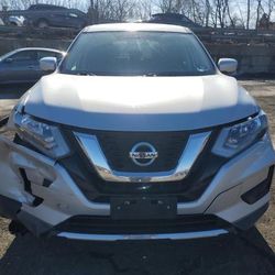 ROGUE NISSAN 