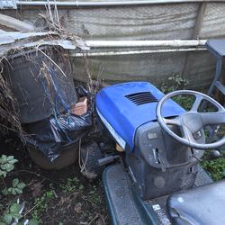 Riding mower by craftsman