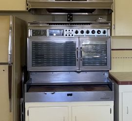 Vintage Oven