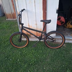 Elite BmX Bikes 