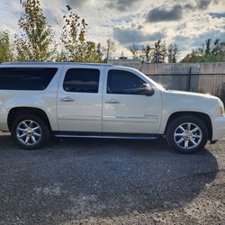 2014 GMC YUKON XL DENALI 