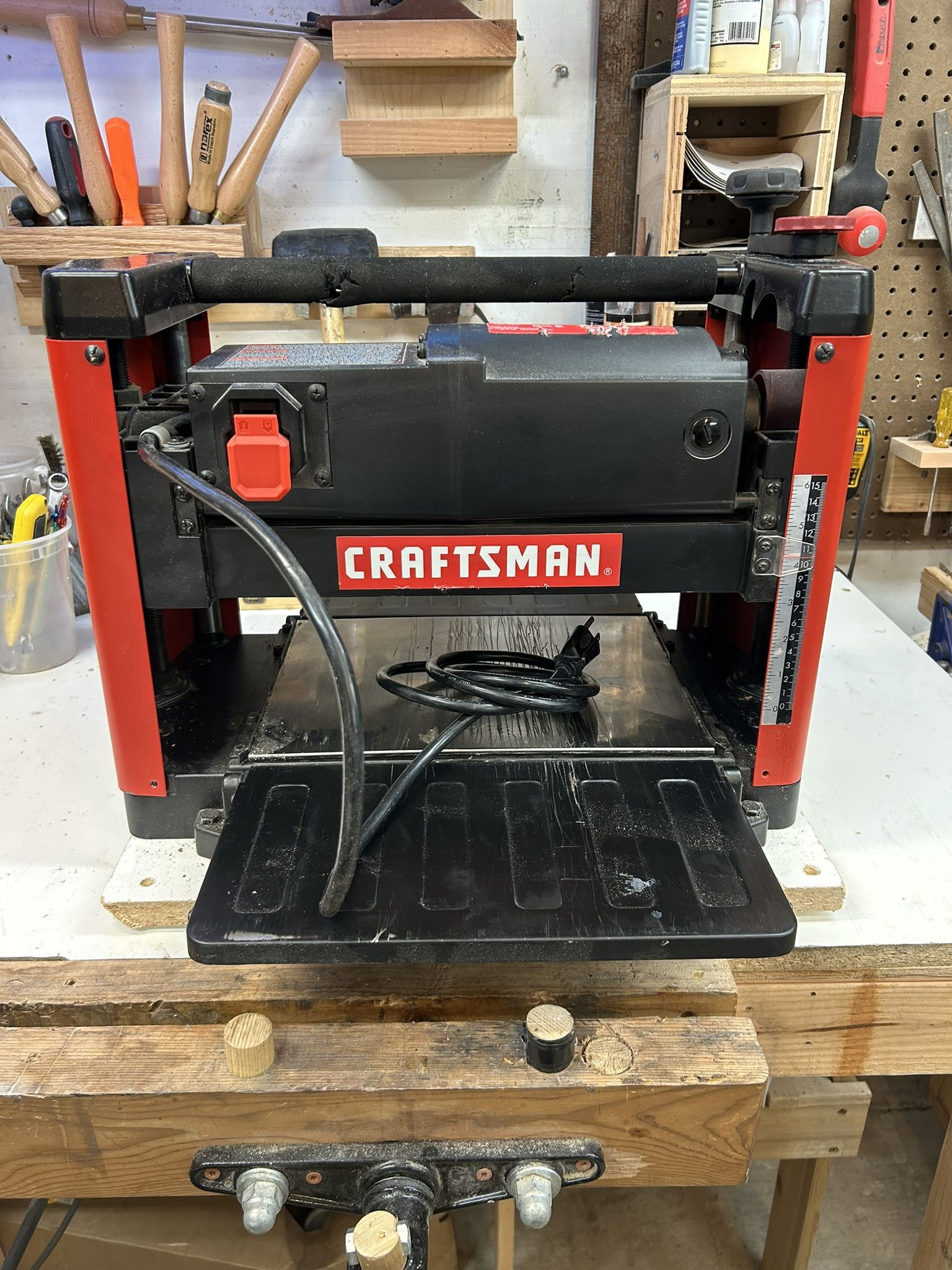 CRAFTSMAN Wood Planer (CMEW320)