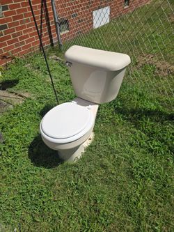 Free Toilet