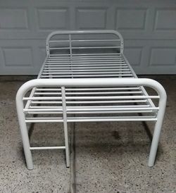 Twin size bed
