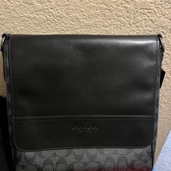 Brand New Coach Messenger Bag!