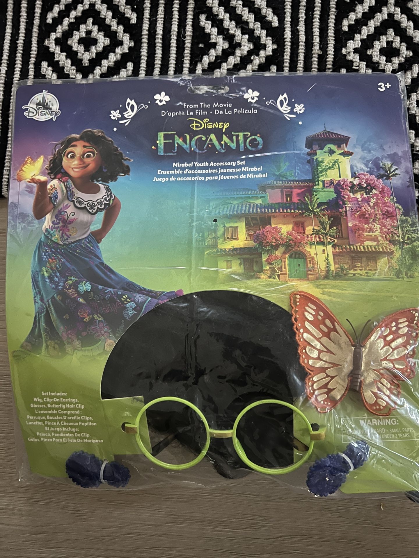 Disney ENCANTO Mirabel Youth Wig Brand New