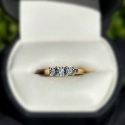 Jewelry 10k solid two tone white yellow gold diamonds diamonds 0.06CTW ring sz 7.00