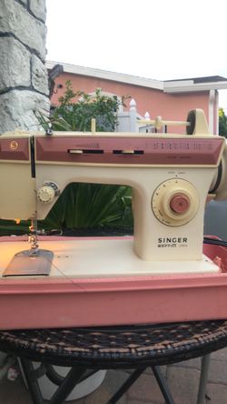 Singer sawing machine