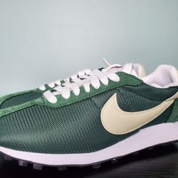 New - Women's Green Nike W-LD 1000 Size 7.5