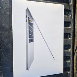 MacBook Pro BOX