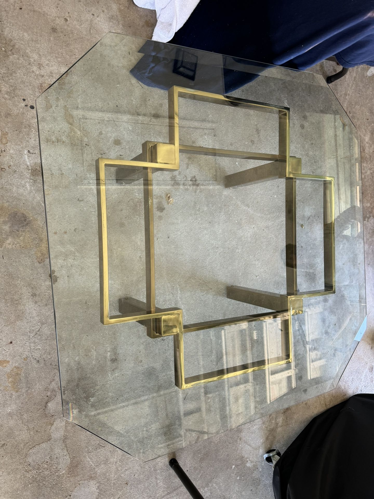 BRASS GLASS COFFEE TABLE 4x4’
