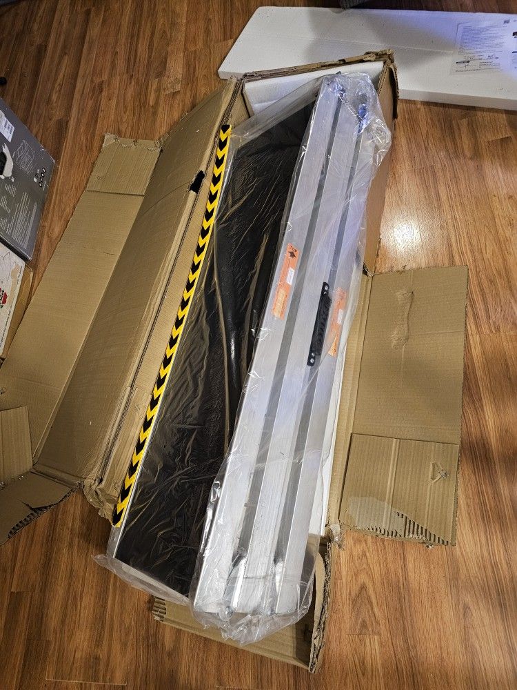 Wheelchair Ramp (BRAND NEW)
