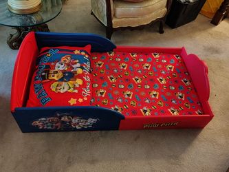 Paw Patrol Toddler Bed w/ New Mattress,+ Protector, Fitted Sheet, Pillow + Case. CLEAN!