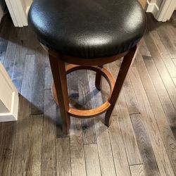 Chair $25 in  Good Condition 