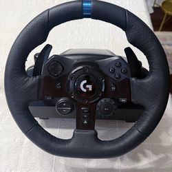 Logitech G923 Racing Wheel and Pedals