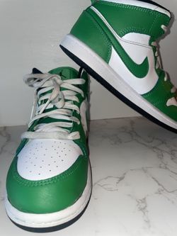 🍀 Nike Air Jordan 1 Mid GS Kids Casual Shoes Lucky Green/Black/White (Size 3)🍀